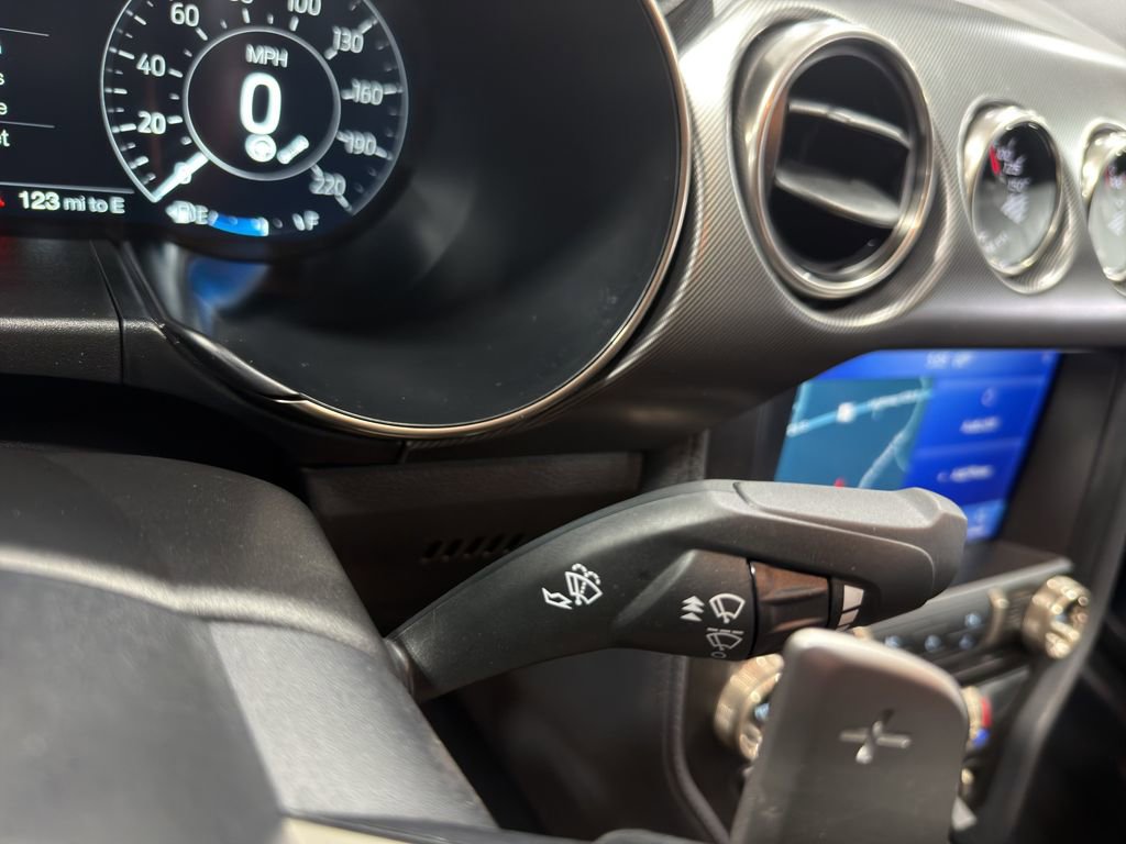 Used 2021 Ford Mustang Shelby GT500 w/ Technology Package RWD image 25