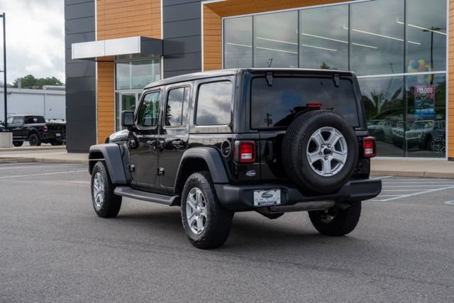 Used 2022 Jeep Wrangler Unlimited Sport w/ Sun And Sound Package AWD/4WD image 3