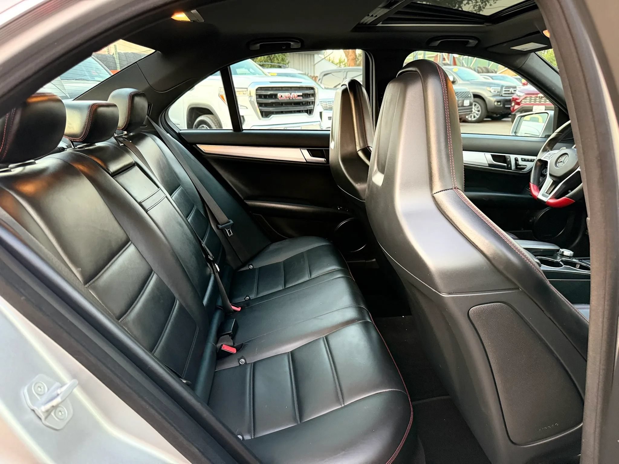 Used 2012 Mercedes-Benz C 63 AMG Sedan image 22