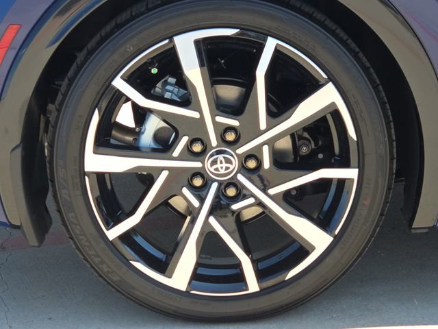 New 2026 Toyota Prius Plug-In Hybrid FWD image 9