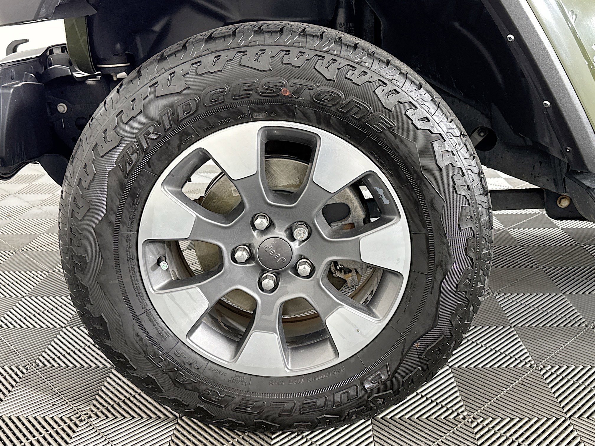 Used 2021 Jeep Wrangler Unlimited Sahara w/ Dual Top Group image 37