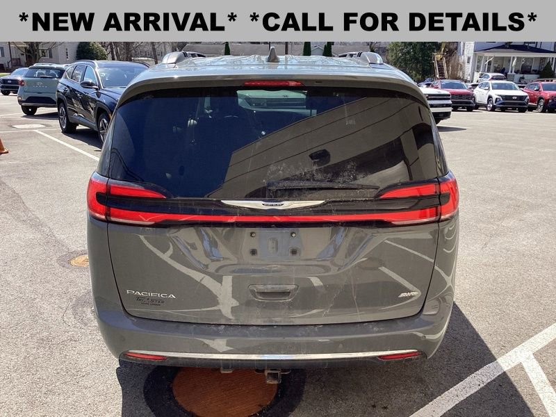 Used 2021 Chrysler Pacifica Touring-L w/ Premium & Safety Sphere Group image 7