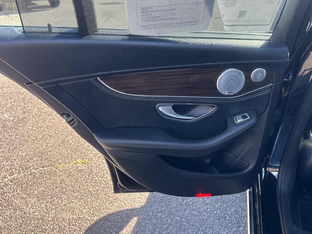 Used 2015 Mercedes-Benz C 300 4MATIC Sedan image 15