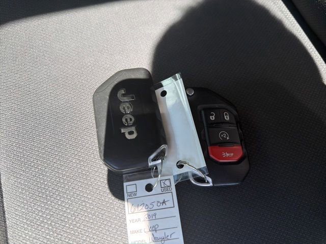 Used 2019 Jeep Wrangler Unlimited Sport S AWD/4WD image 10