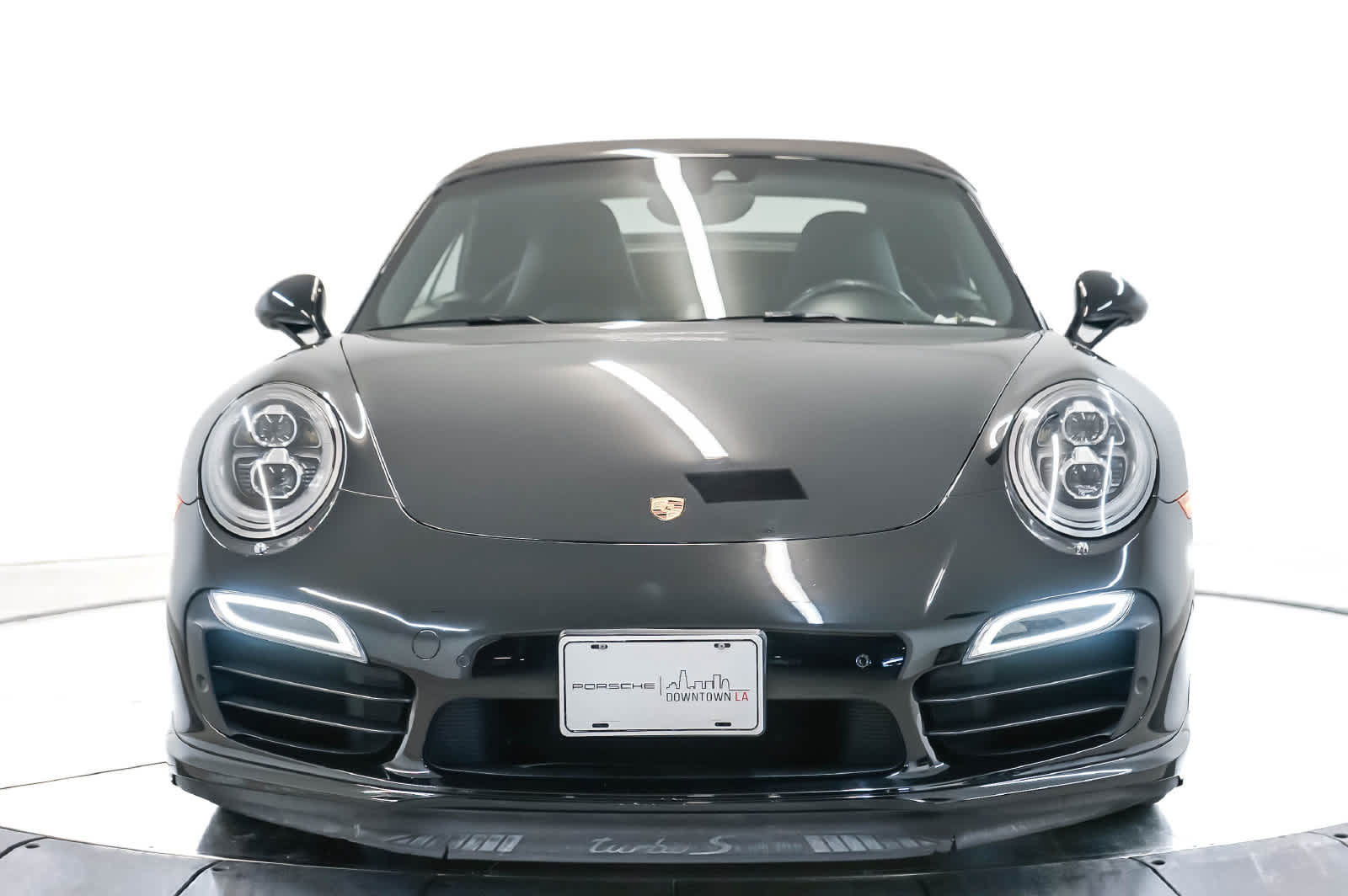 Certified 2015 Porsche 911 Turbo S AWD/4WD image 6