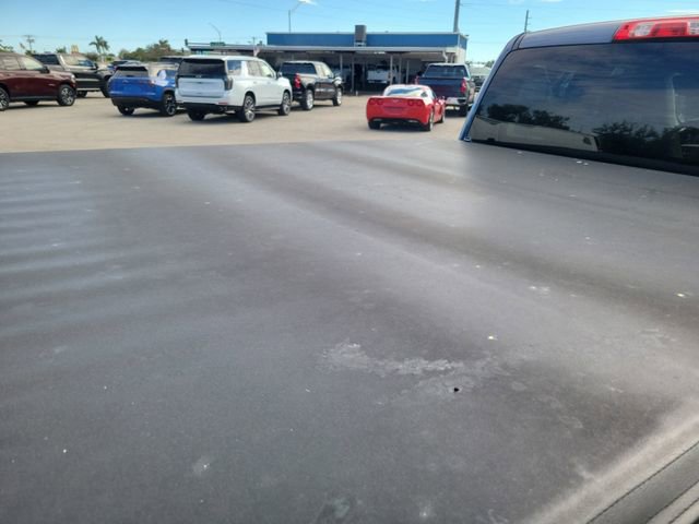 Used 2018 Chevrolet Silverado 1500 LT w/ All Star Edition image 6