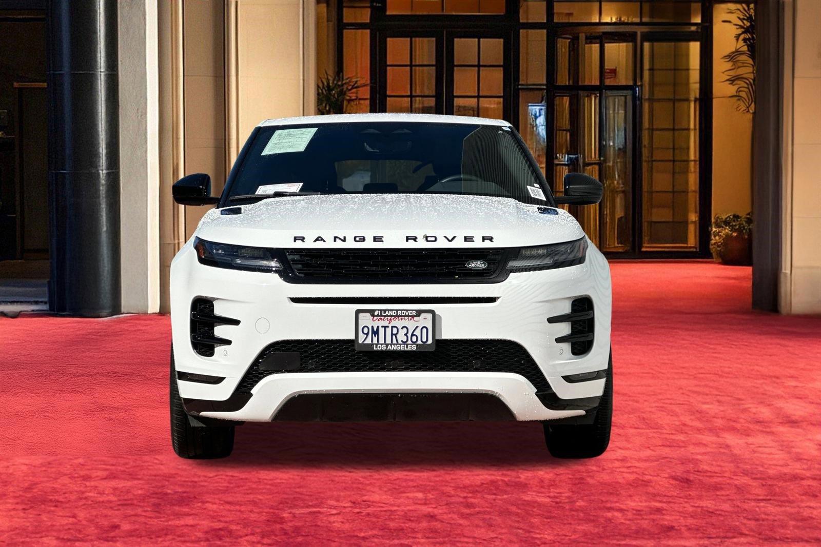 Certified 2024 Land Rover Range Rover Evoque Dynamic SE image 7