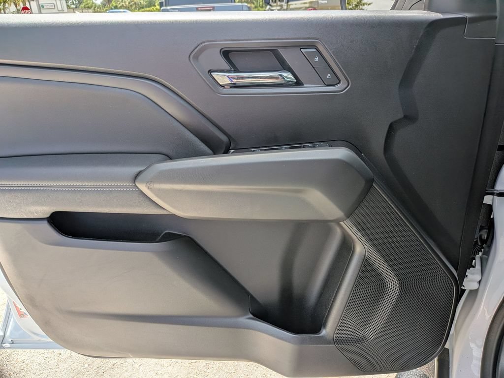 Used 2025 Chevrolet Colorado LT w/ Advanced Trailering Package AWD/4WD image 35