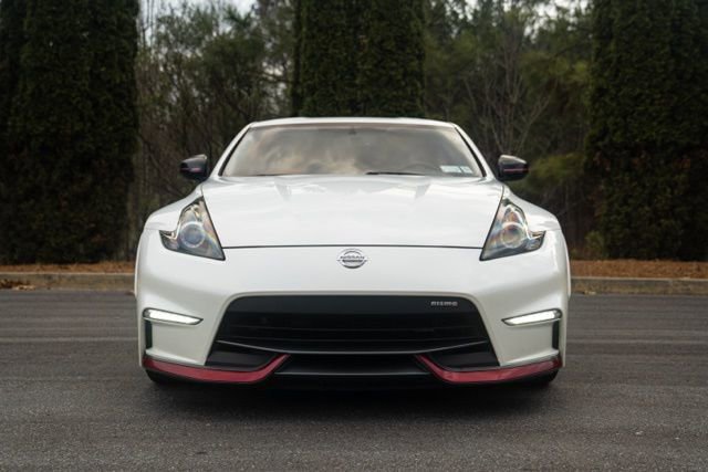 Used 2019 Nissan 370Z NISMO image 17