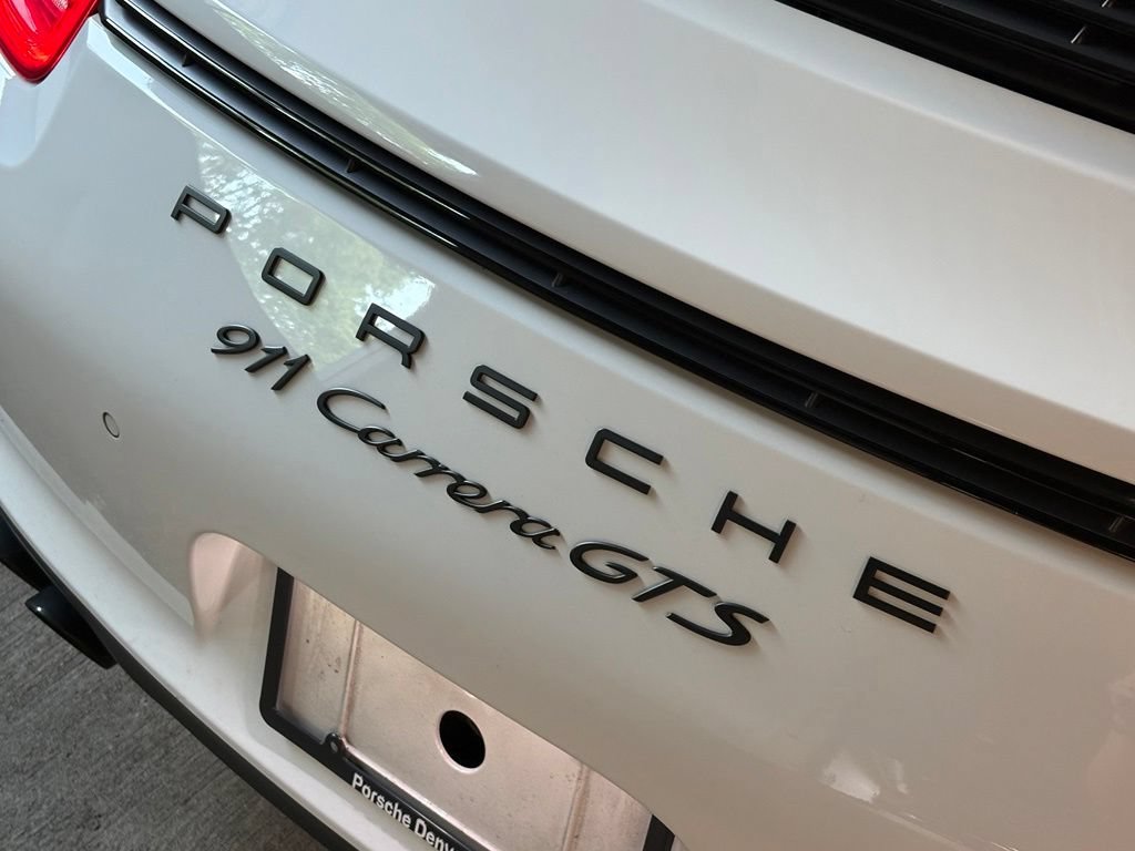 Used 2015 Porsche 911 Cabriolet image 14