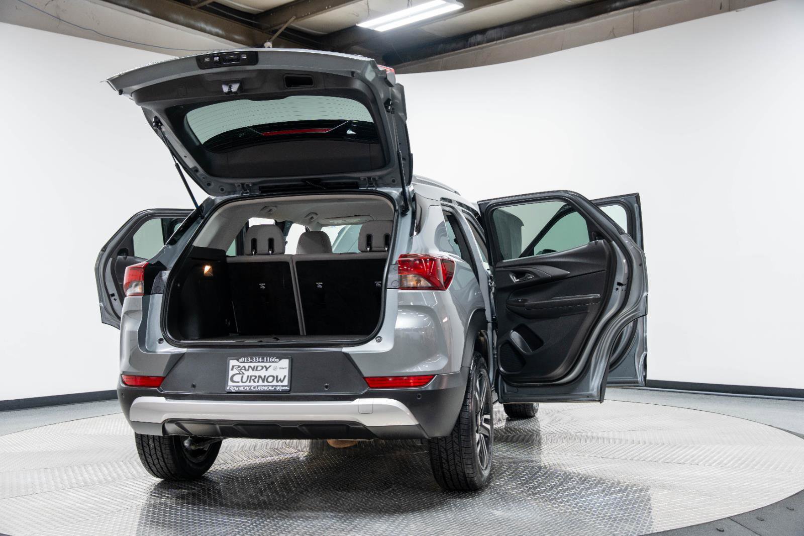 Used 2024 Chevrolet TrailBlazer LT w/ Driver Confidence Package image 12