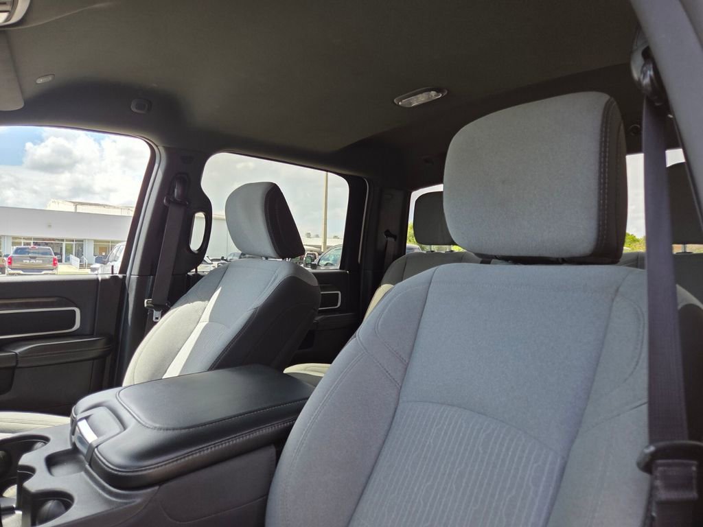 Used 2024 RAM 3500 Big Horn AWD/4WD image 20