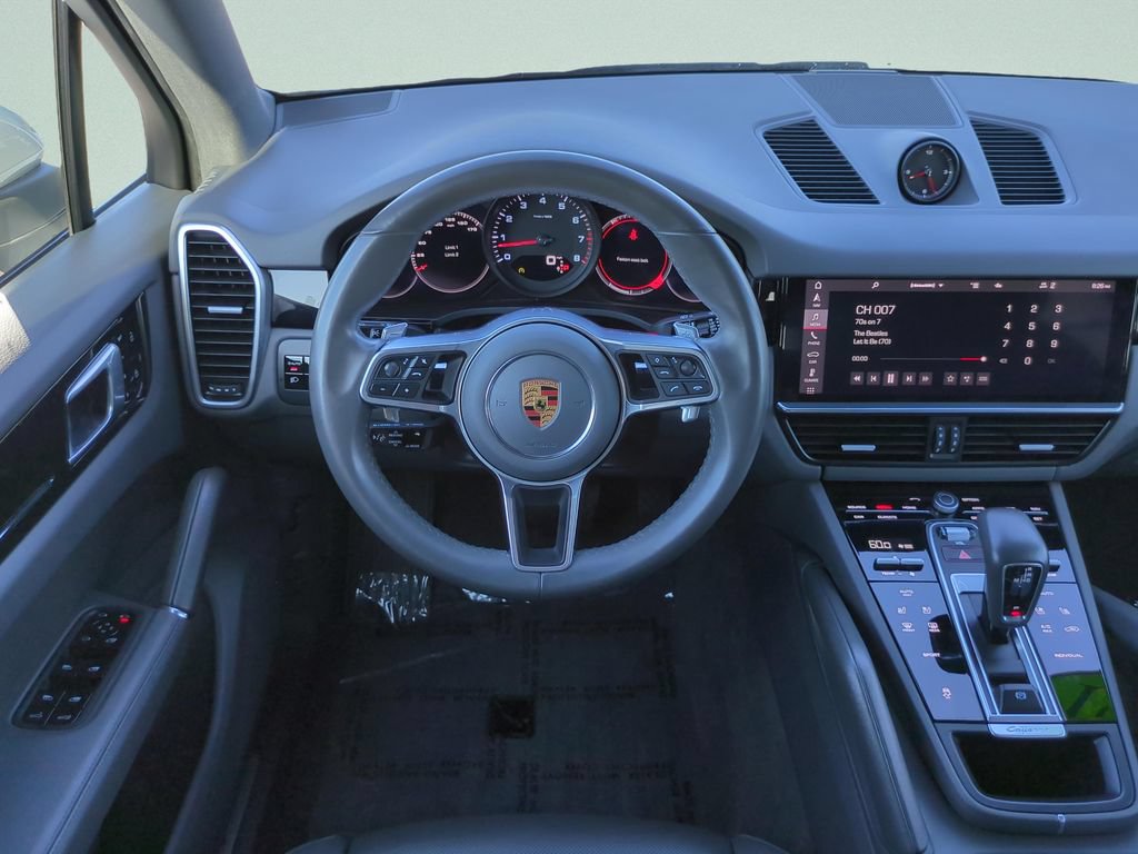 Used 2021 Porsche Cayenne AWD/4WD image 12