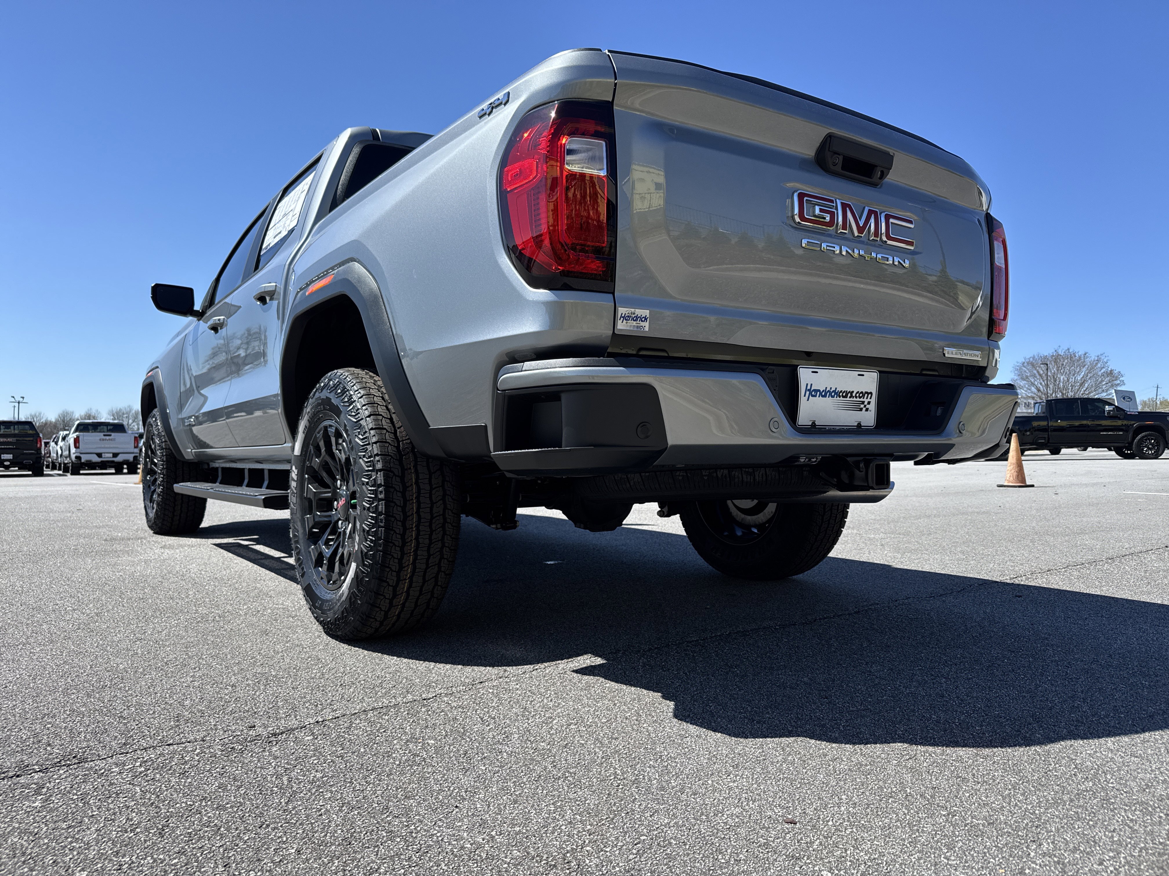 New 2026 GMC Canyon Elevation w/ Convenience Package image 8