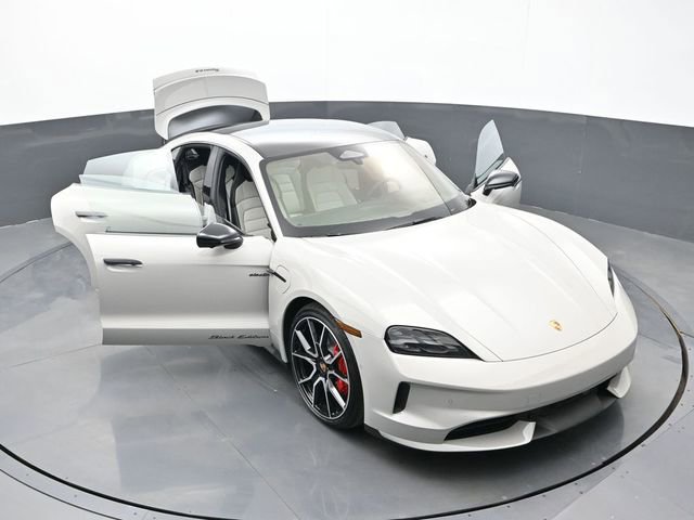 New 2026 Porsche Taycan 4S AWD/4WD image 29