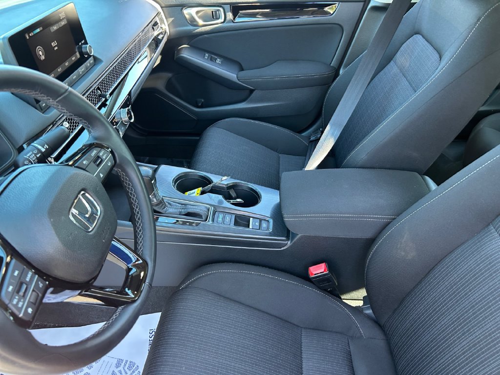 Used 2024 Honda Civic EX image 9