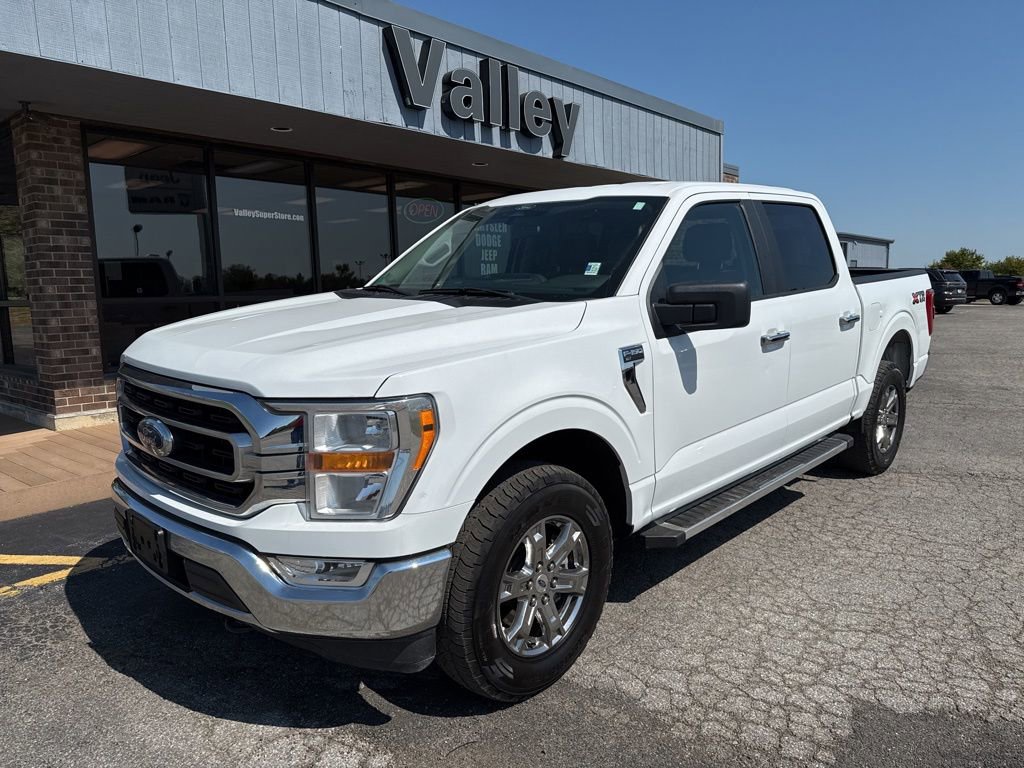Used 2022 Ford F150 XLT w/ XTR Package image 16