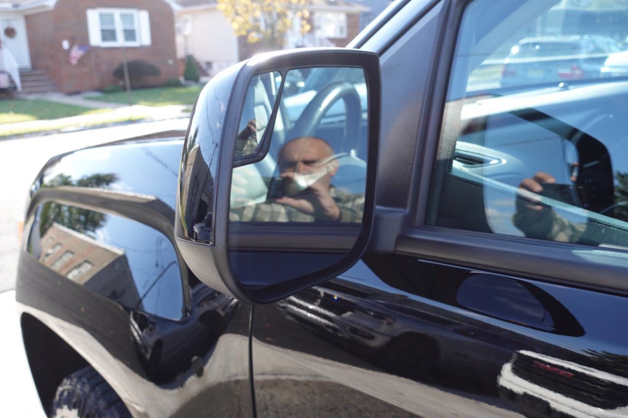 Used 2022 GMC Canyon AT4 image 14