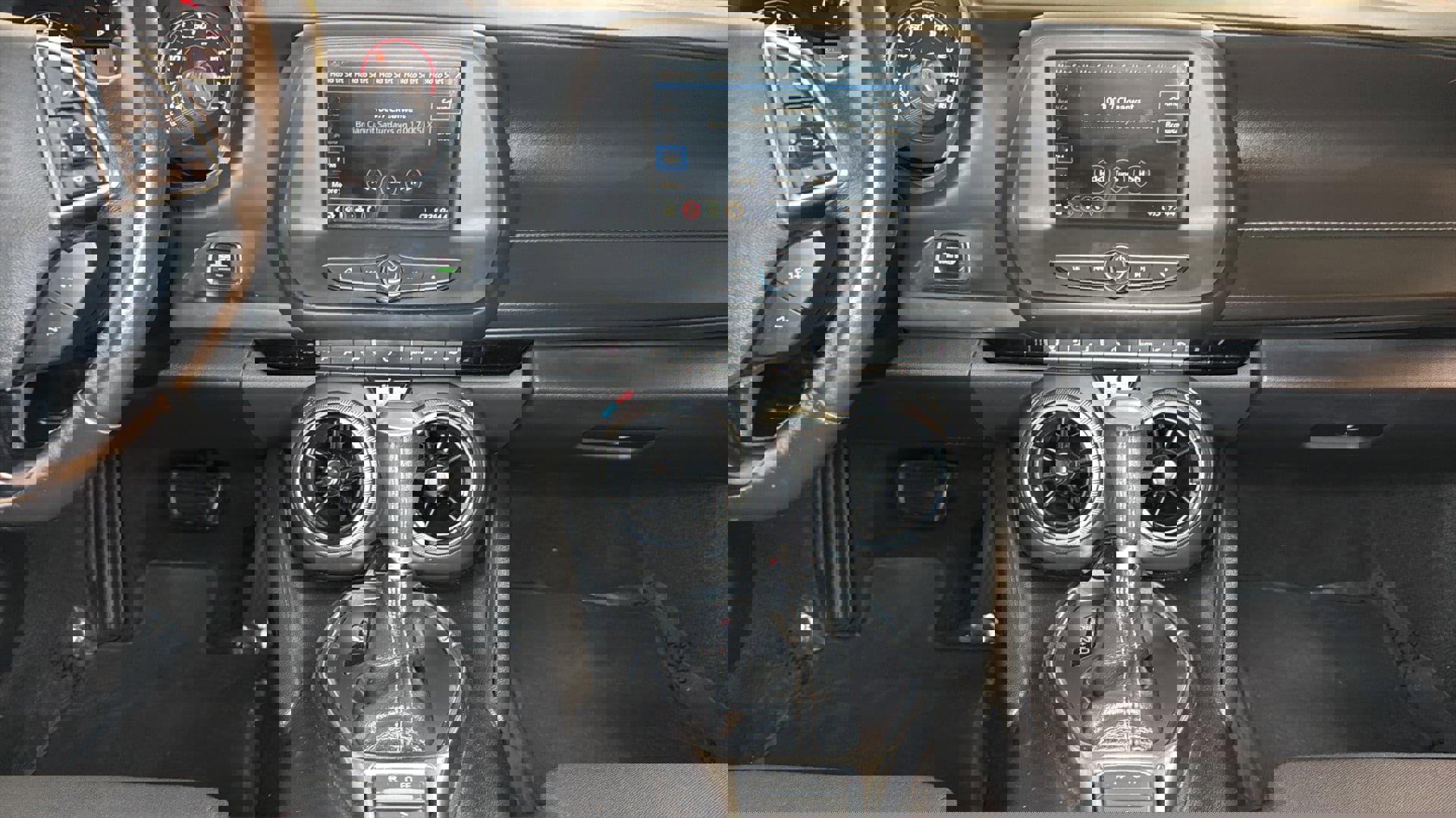 Used 2019 Chevrolet Camaro LS RWD image 15