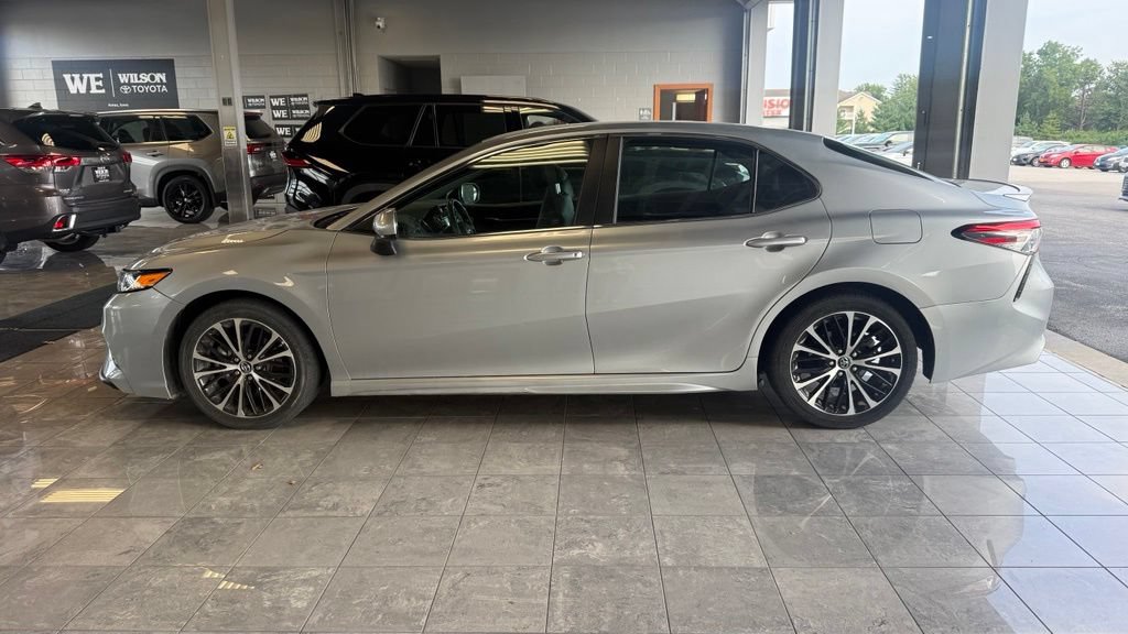 Used 2018 Toyota Camry SE