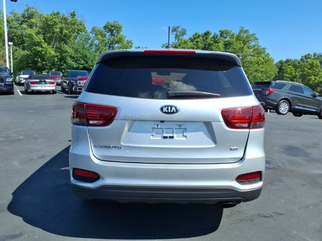 Used 2019 Kia Sorento L FWD image 6
