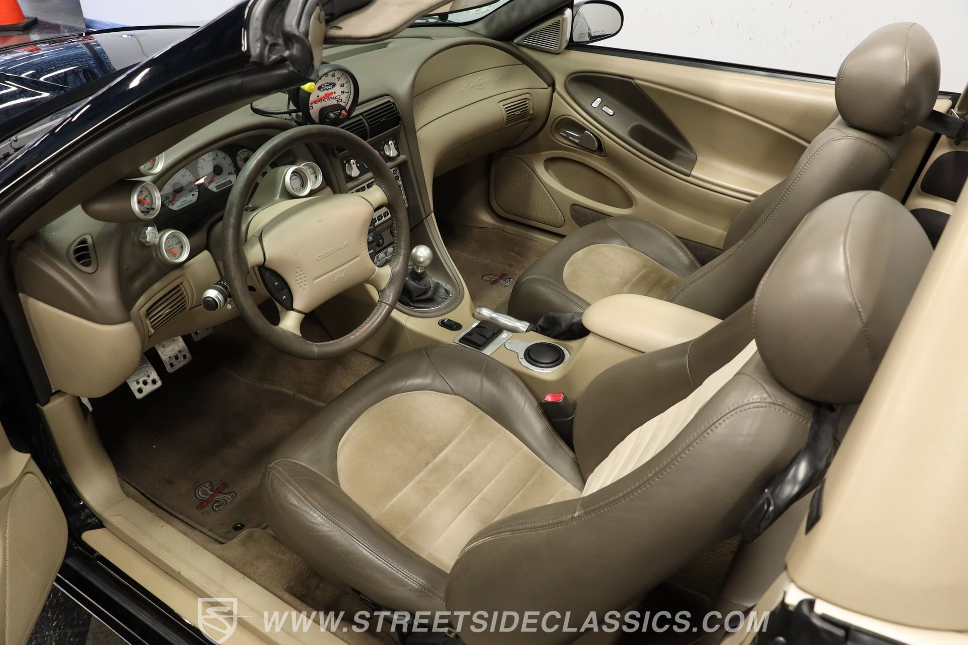 Used 2001 Ford Mustang Cobra image 4