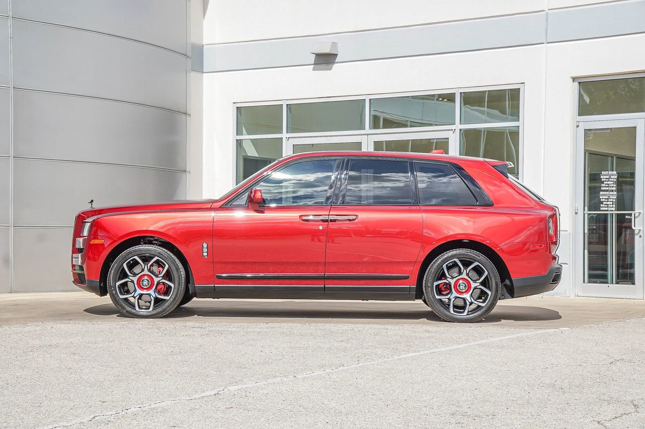 Certified 2024 Rolls-Royce Cullinan Black Badge w/ Dark Exterior Package AWD/4WD image 12