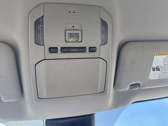 Used 2023 Toyota Highlander L FWD image 23