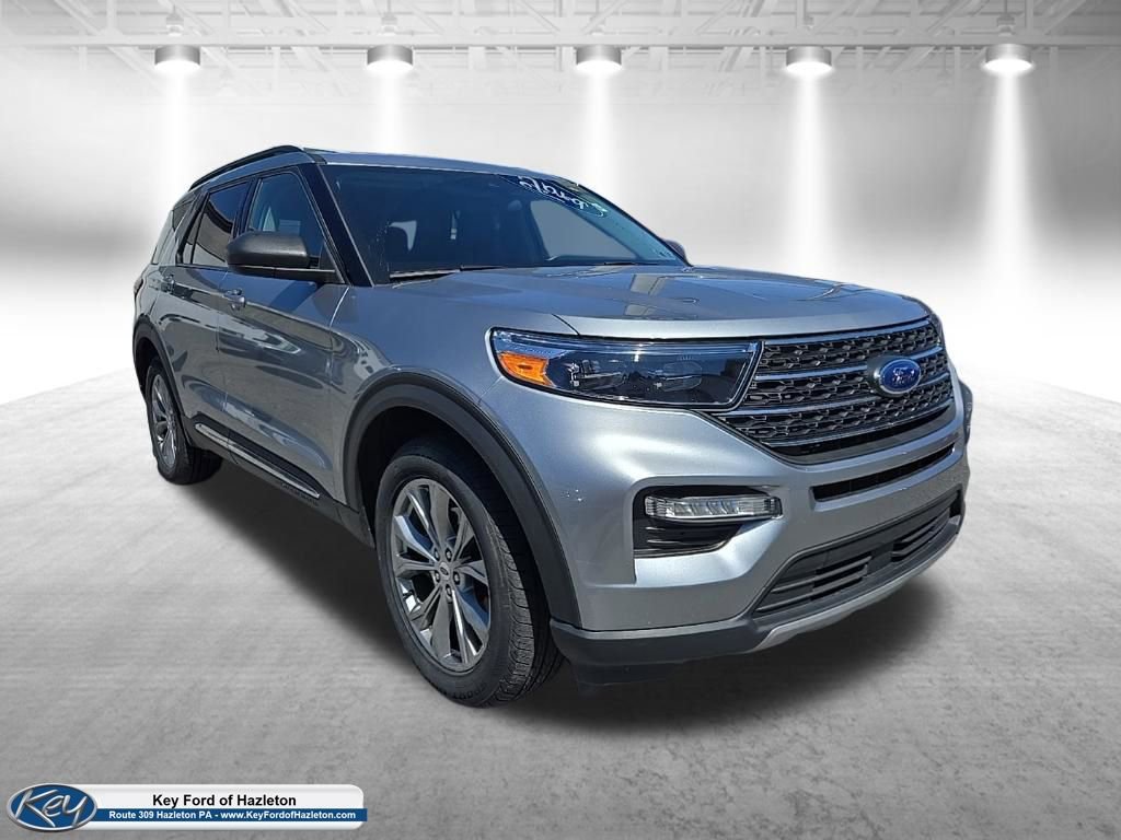 Certified 2023 Ford Explorer XLT w/ Equipment Group 202A image 1