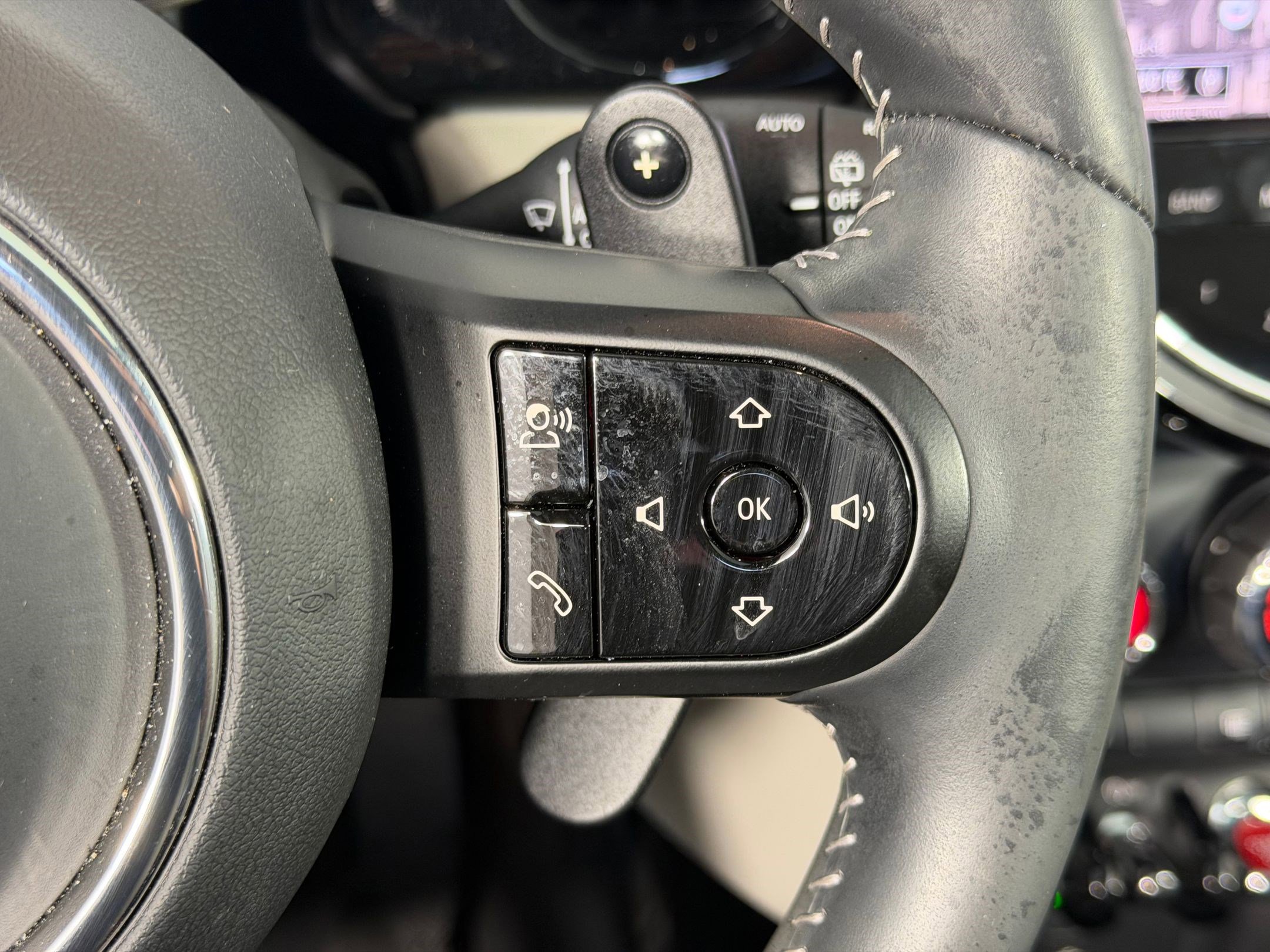 Certified 2023 MINI Cooper S image 28