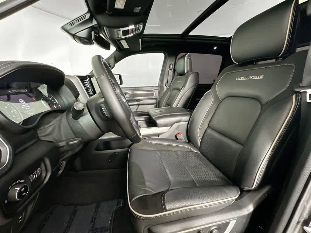 Used 2022 RAM 1500 Laramie AWD/4WD image 12