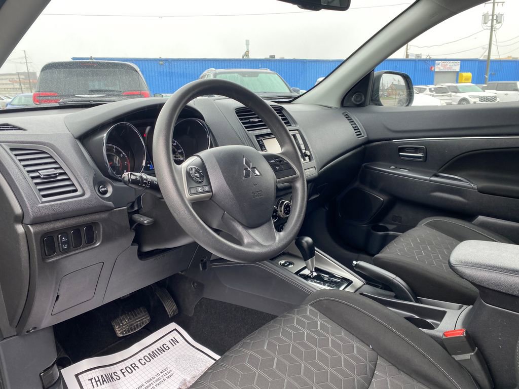 Used 2024 Mitsubishi Outlander Sport ES AWD/4WD image 9