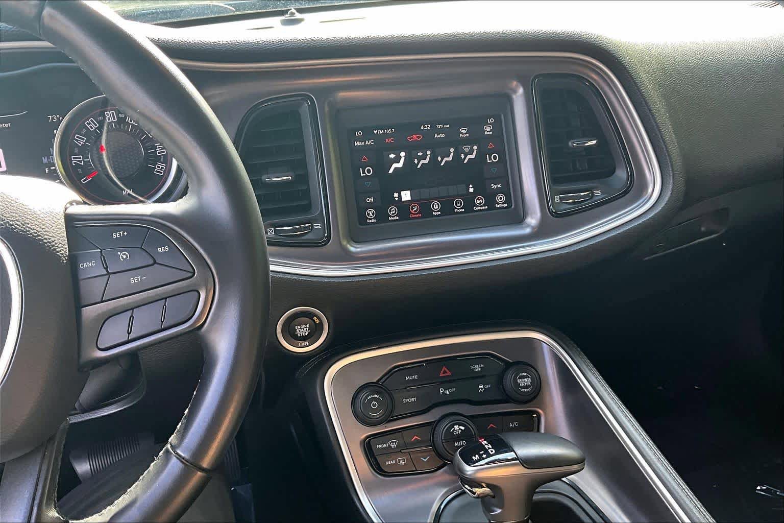 Used 2020 Dodge Challenger SXT w/ Driver Convenience Group RWD image 7