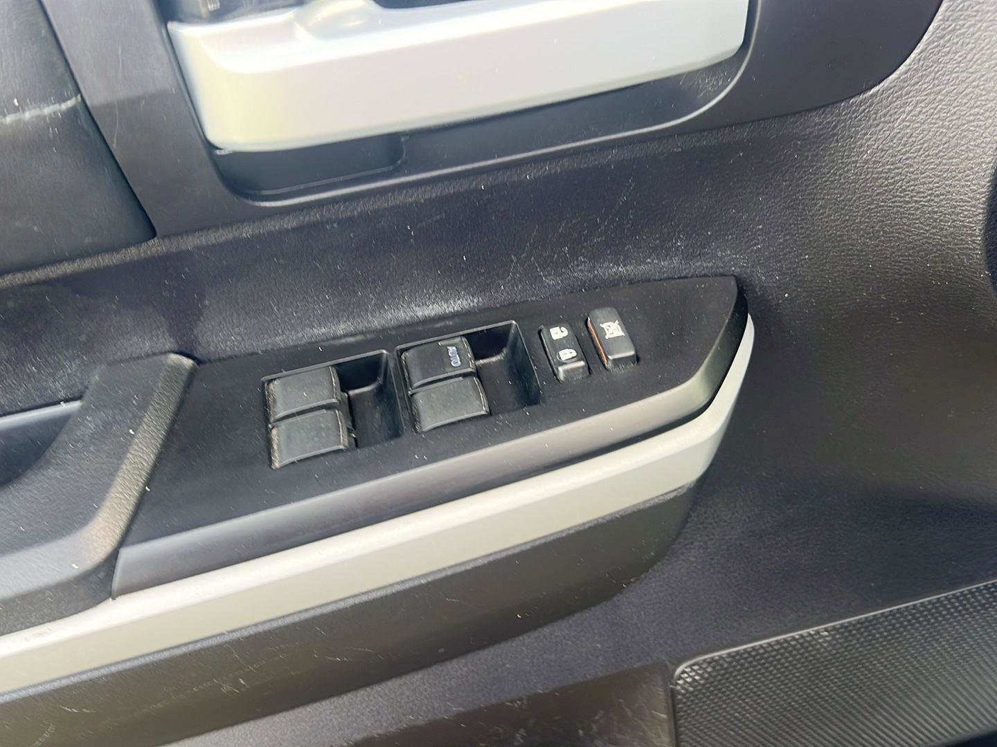 Used 2020 Toyota Tundra Limited w/ TRD Off-Road Package image 34