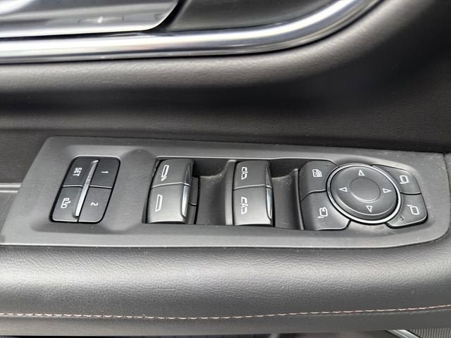 Used 2021 Chevrolet Suburban High Country AWD/4WD image 23
