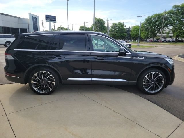 Certified 2023 Lincoln Aviator Reserve w/ Equipment Group 201A AWD/4WD image 2