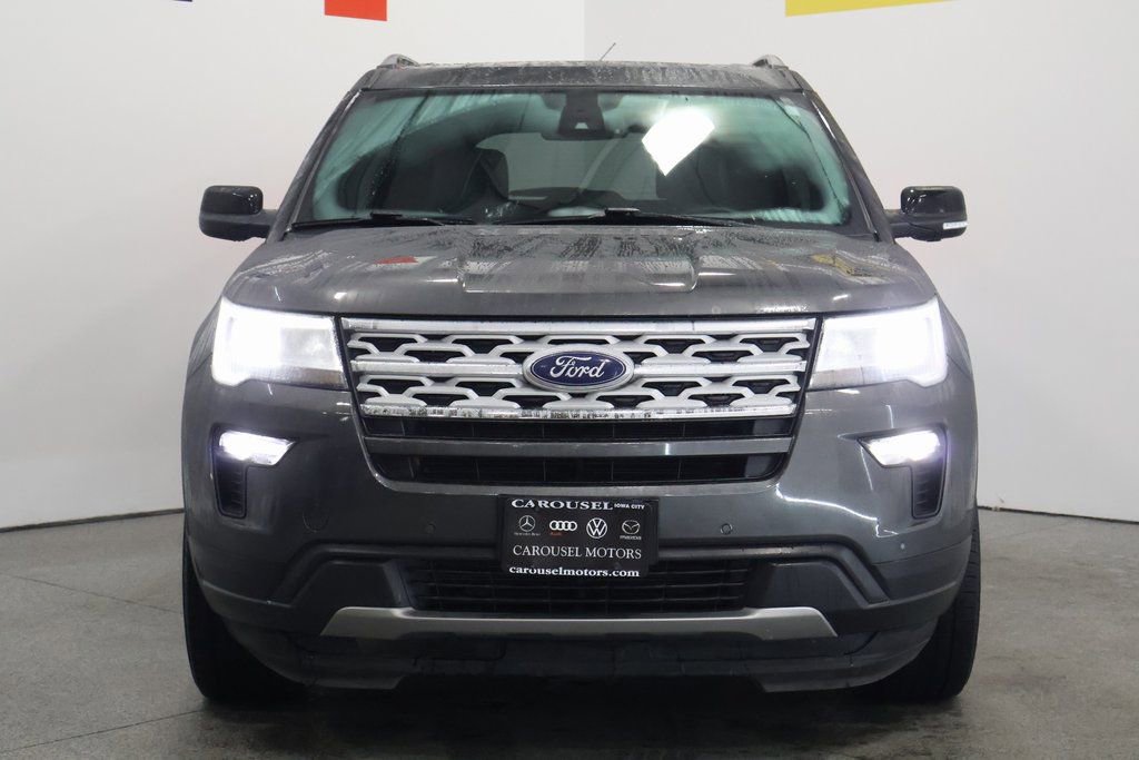 Used 2018 Ford Explorer XLT w/ Equipment Group 202A image 7
