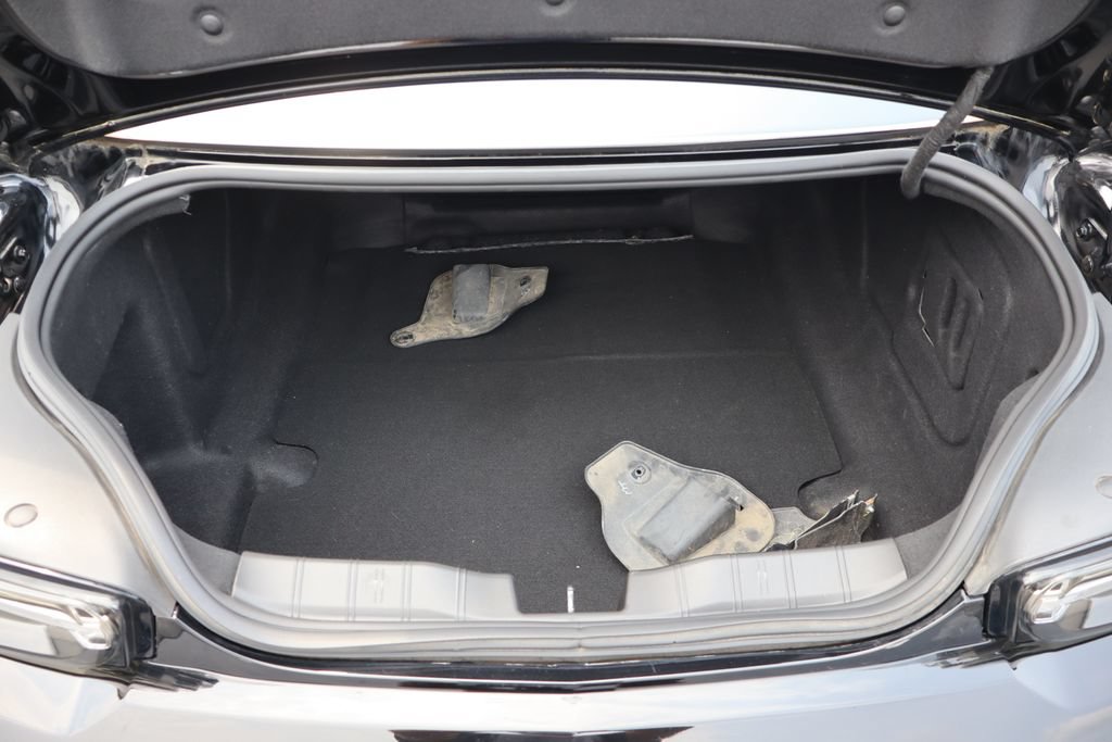Used 2022 Chevrolet Camaro ZL1 RWD image 22