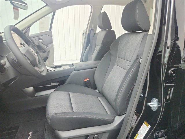 New 2025 Nissan Rogue SV image 19