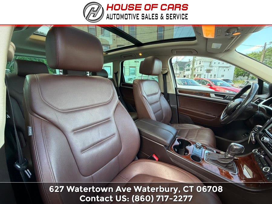 Used 2013 Volkswagen Touareg TDI AWD/4WD image 33