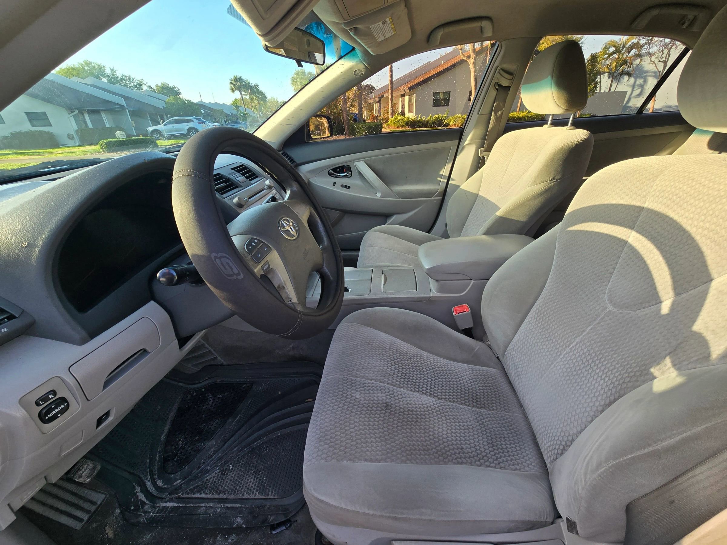 Used 2011 Toyota Camry FWD image 9