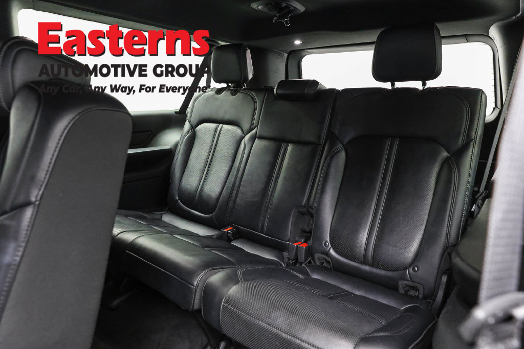 Used 2024 Jeep Wagoneer L Series II w/ Flexible Seating Group RWD image 32