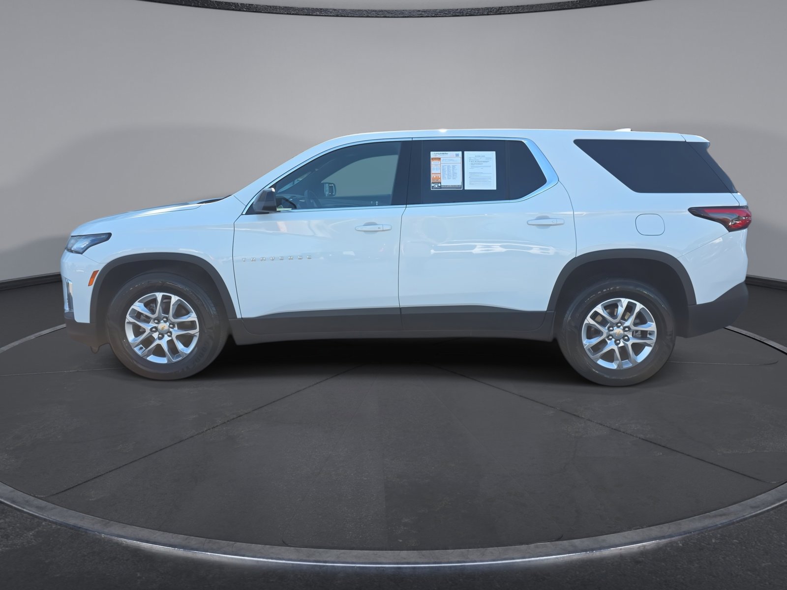 Certified 2023 Chevrolet Traverse LS AWD/4WD image 5