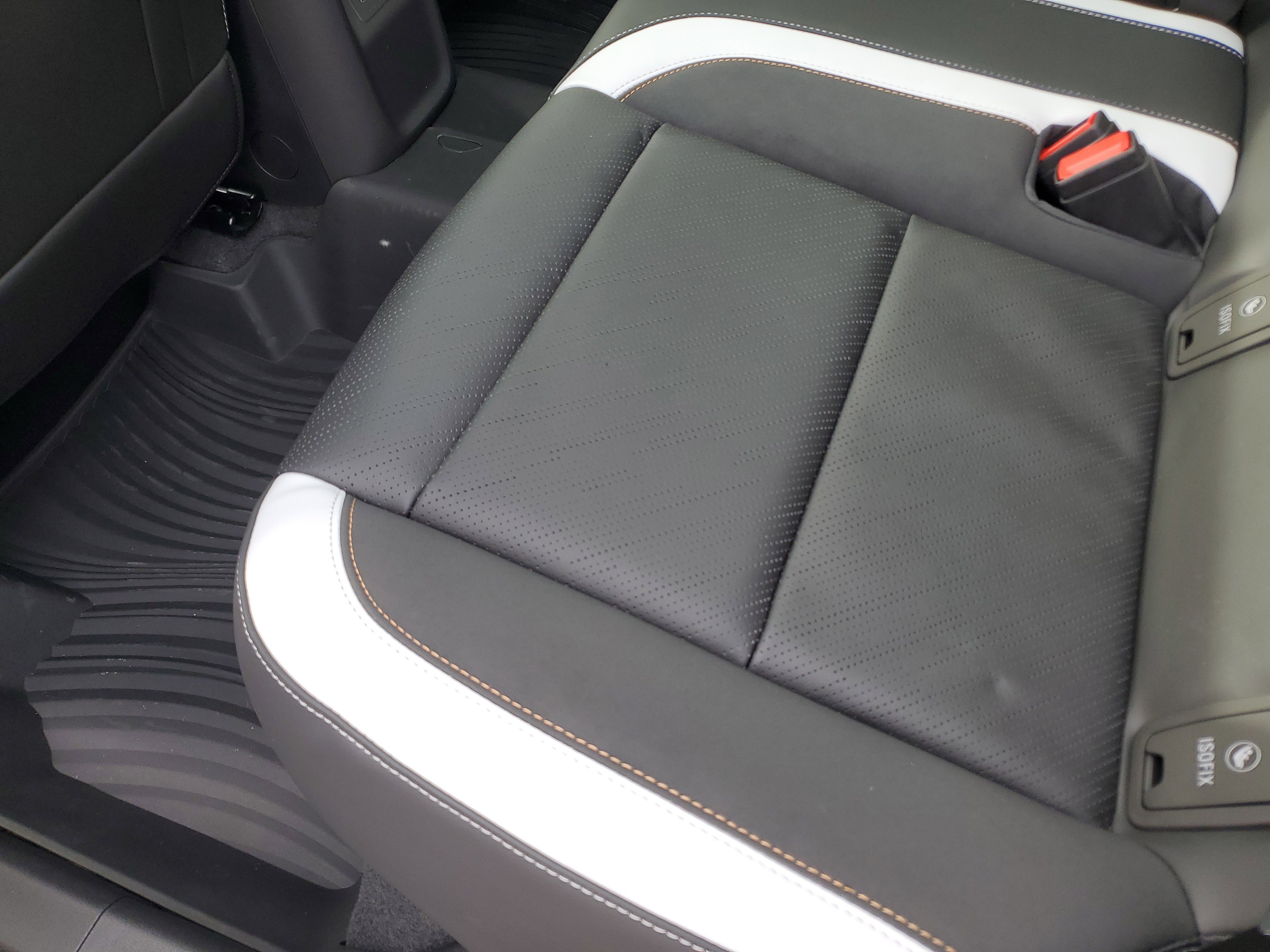 New 2026 Buick Envision Sport Touring image 32