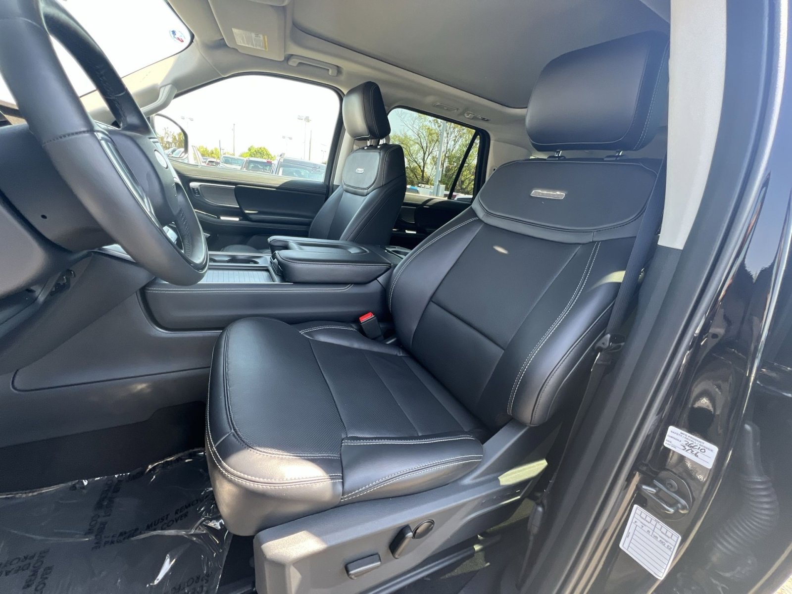 Certified 2025 Ford Expedition Platinum AWD/4WD image 21