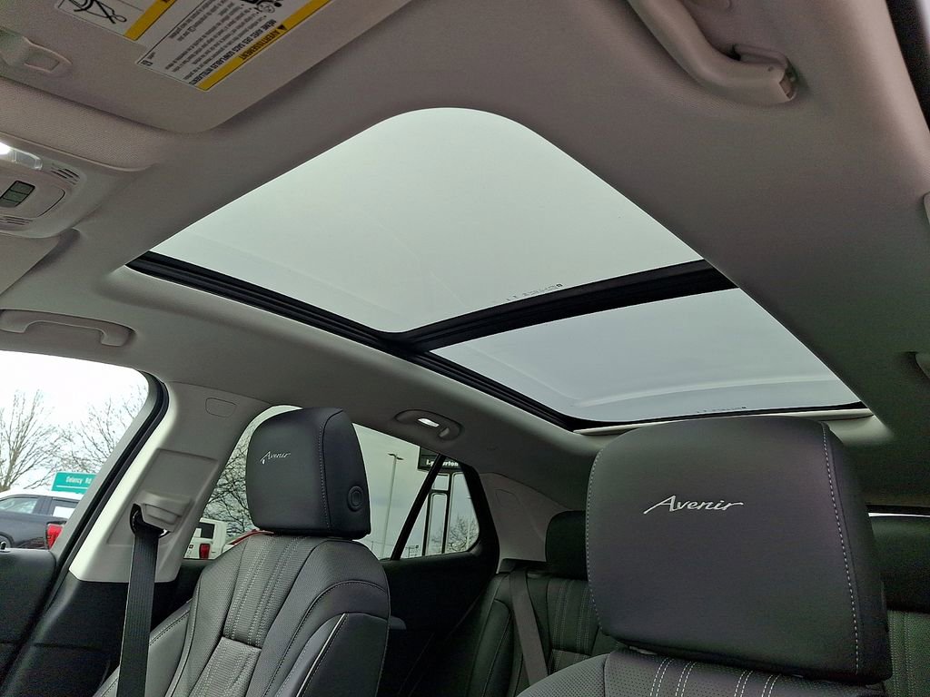 New 2026 Buick Envision Avenir image 10