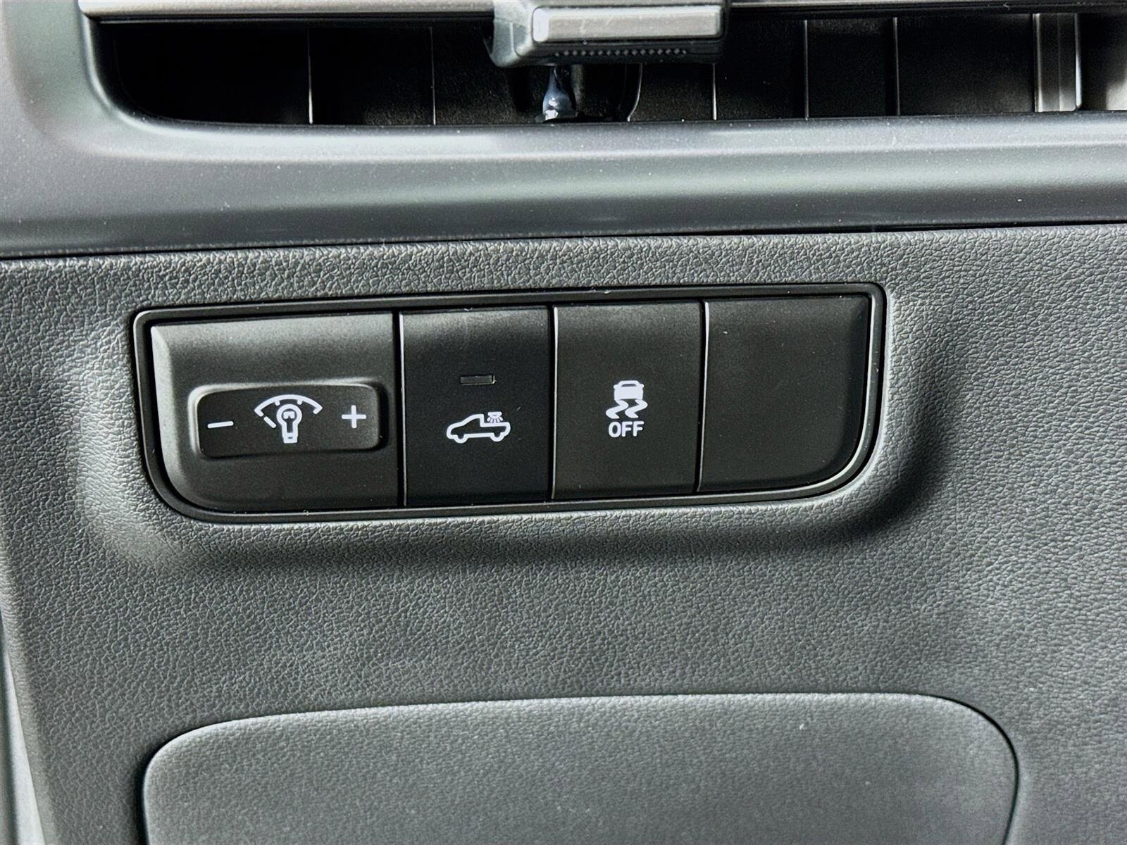 New 2026 Hyundai Santa Cruz SEL FWD image 10