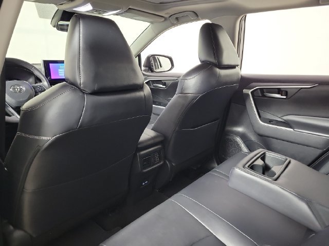 Used 2023 Toyota RAV4 XLE Premium FWD image 11