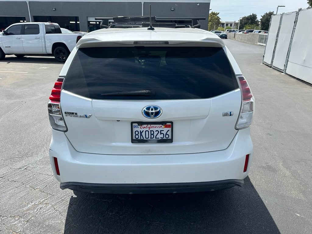 Used 2016 Toyota Prius V Three FWD image 3