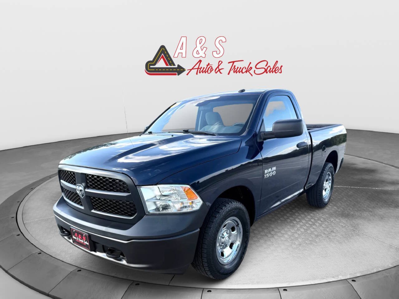 Used 2018 RAM 1500 Tradesman w/ Power & Remote Entry Group AWD/4WD image 3